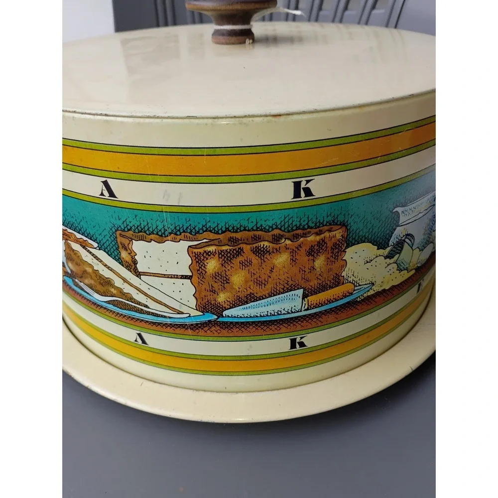 Vintage Cake Tin Ballonoff  - 1979 Pentron Industries & Bread Box Set Matching